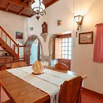 Charming House - House & Casa de Férias *