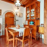 Charming House - House & Сasa de vacaciones