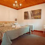 Charming House - House & * Biscoitos (Terceira)