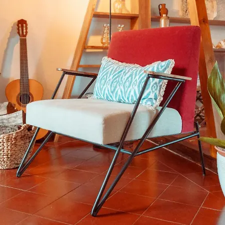 Charming House - House & Biscoitos (Terceira)